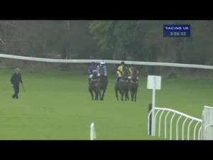 Video preview image for Exeter 15:05 - Haulfryn Holidays Novices' Limited Handicap Chase