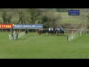 Video preview image for Wincanton 15:20 - Horse Racing Loyalty Bonus At winner.co.uk Handicap Hurdle