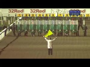 Video preview image for Kempton Park 20:15 - Racing UK Ipad App Handicap