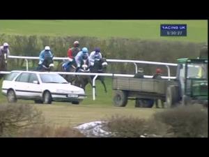 Video preview image for Ludlow 17:30 - Ludlow Food Centre Handicap Hurdle