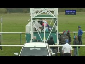 Video preview image for Newmarket 17:10 - Rossdales Maiden Fillies' Stakes