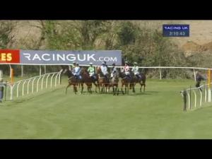 Video preview image for Wincanton 14:10 - Join rewards4racing.com Maiden Hurdle
