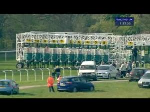 Video preview image for Pontefract 16:20 - Watch Racing UK Anywhere Maiden Stakes