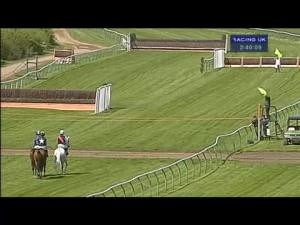 Video preview image for Warwick 14:40 - Close Brothers Business Finance Handicap Hurdle