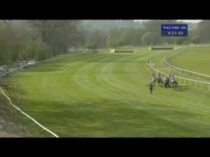 Video preview image for Perth 16:50 - Saltire Stables At Perth Racecourse Conditional Jockeys' Handicap Hurdle