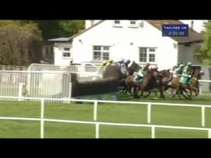Video preview image for Sandown Park 14:35 - Bet365 Oaksey Chase (Listed)