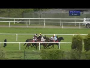 Video preview image for Sandown Park 17:35 - Bet365 Select Hurdle (Listed)
