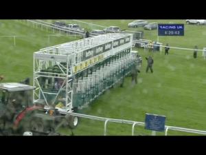 Video preview image for Chester 16:20 - Homeserve Maiden Stakes