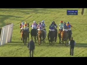 Video preview image for Warwick 19:25 - Whites - Free Skips For Metal Conditional Jockeys' Handicap Chase
