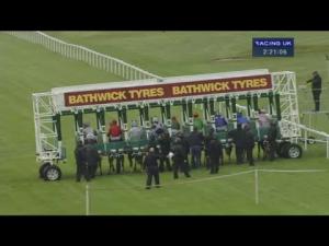 Video preview image for Salisbury 14:20 - Smith & Williamson Maiden Fillies' Stakes (Div 1)