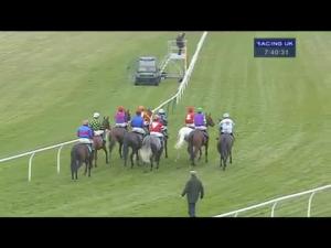 Video preview image for Aintree 19:40 - Racing UK Ipad App Handicap Chase