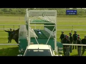 Video preview image for Newmarket 15:25 - Junction 17 Cars Sprint Trophy (Handicap)