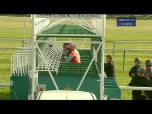 Video preview image for Newmarket 17:10 - Maze Rattan Handicap
