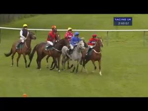 Video preview image for Warwick 14:40 - Robert Walters Handicap Chase