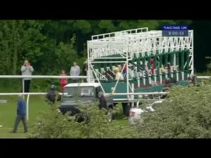 Video preview image for Pontefract 20:00 - Constant Security Services Handicap