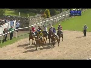 Video preview image for Cartmel 15:35 - Bet Toteexacta Handicap Chase