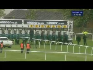 Video preview image for Carlisle 18:40 - Apollobet Weekly Golf Cashback Median Auction Maiden Stakes