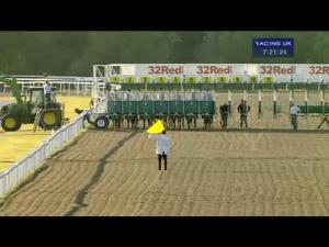 Video preview image for Kempton Park 19:20 - 32Red Casino Handicap