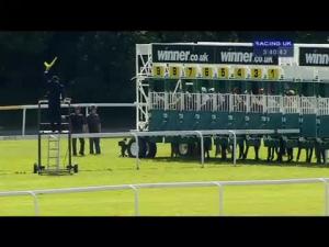 Video preview image for Haydock Park 15:40 - Apollobet Weekly Golf Cashback Handicap