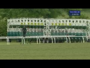 Video preview image for Thirsk 14:55 - Thirsk Races For Great Value Champagne Handicap
