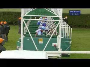 Video preview image for Beverley 18:15 - Racing Again Next Tuesday Median Auction Maiden Stakes