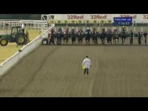 Video preview image for Kempton Park 19:15 - Leonard Curtis/British Stallion Studs EBF Maiden Fillies' Stakes (Plus10)