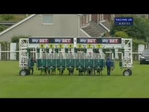 Video preview image for Redcar 16:45 - Redcar Cricket Club Fillies' Handicap
