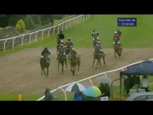 Video preview image for Cartmel 14:10 - Betfair Price Rush Maiden Hurdle