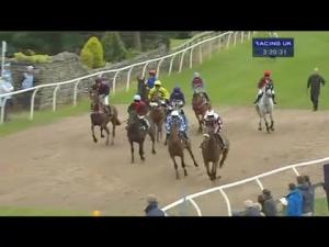Video preview image for Cartmel 15:20 - Priory Hotel Handicap Hurdle