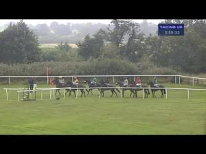 Video preview image for Bangor-On-Dee 15:55 - Golden Sunset Holidays Novices' Hurdle