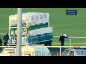 Video preview image for Kempton Park 19:25 - 32red.com Handicap (London Mile Series Qualifier)