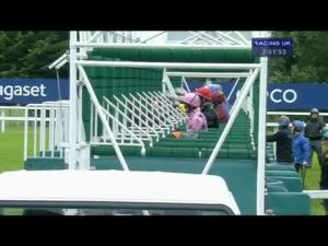 Video preview image for Ascot 14:50 - Fly London Southend Airport Handicap (Qualifier For The Balmoral Handicap)