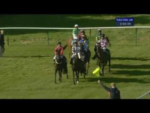 Video preview image for Warwick 15:50 - Ken Muir Memorial Handicap Hurdle