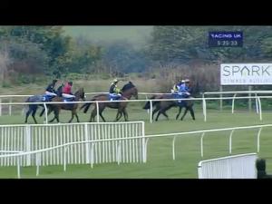 Video preview image for Wincanton 17:20 - Redlynch Maiden Hurdle