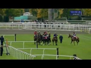 Video preview image for Kempton Park 15:50 - William Hill - Bet On The Move Handicap Chase