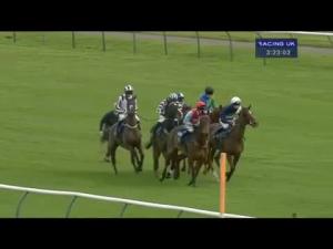 Video preview image for Ayr 15:20 - Racing UK Free For A Month Handicap Hurdle