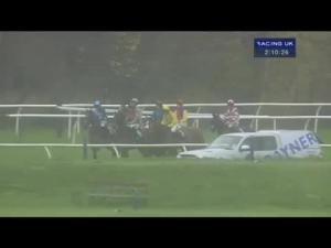 Video preview image for Newbury 14:10 - Bet365 Novices' Chase (Registered As The Worcester Novices' Chase) (Grade 2)
