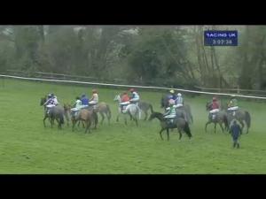 Video preview image for Warwick 15:00 - Eventmasters Rugby Hospitality Packages Handicap Hurdle