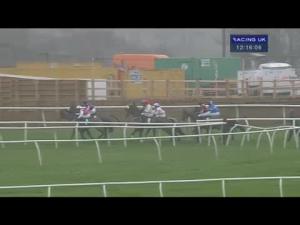 Video preview image for Catterick Bridge 12:15 - racinguk.com Amateur Riders' Handicap Hurdle
