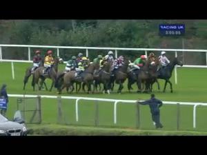 Video preview image for Ascot 15:05 - Mitie Conditional Jockeys' Handicap Hurdle