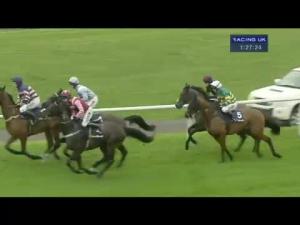 Video preview image for Kempton Park 13:25 - williamhill.com Novices' Chase (Registered As The Wayward Lad Novices' Chase) (Grade 2)