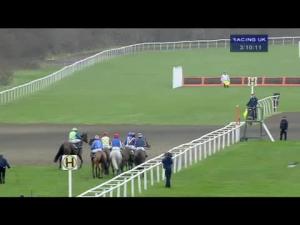 Video preview image for Kempton Park 15:10 - William Hill Exclusive Mobile Offers Mares' Handicap Hurdle