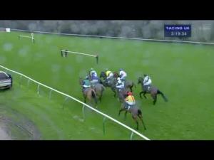 Video preview image for Warwick 15:10 - Lps Ltd Handicap Chase