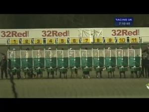 Video preview image for Kempton Park 19:10 - Jump Racing Here On 25.01.16 Handicap