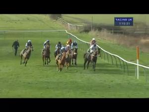 Video preview image for Warwick 13:15 - Betfred 'January Sale' Handicap Chase (For The Edward Courage Cup)