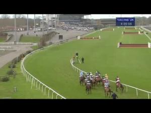 Video preview image for Kempton Park 16:20 - Racing UK 3 Devices 1 Price Handicap Hurdle