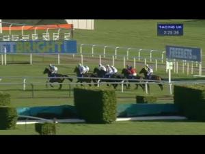 Video preview image for Cheltenham 14:25 - freebets.com Trophy Chase (Grade 3 Handicap)