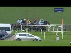 Video preview image for Wincanton 15:40 - Dick Hunt Handicap Chase (For The Dick Hunt Trophy)