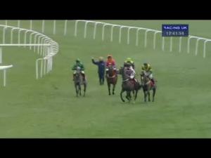 Video preview image for Sandown Park 12:40 - Betfred 'Home Of Goals Galore' Juvenile Hurdle