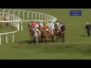 Video preview image for Sandown Park 13:40 - Cobham Conditional Jockeys' Handicap Hurdle